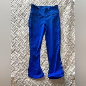 Lululemon blue 21” cropped leggings